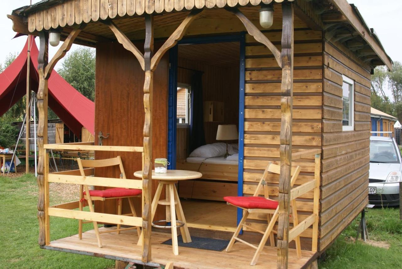Hotel Wakenitz-Camp à Groß Sarau Extérieur photo