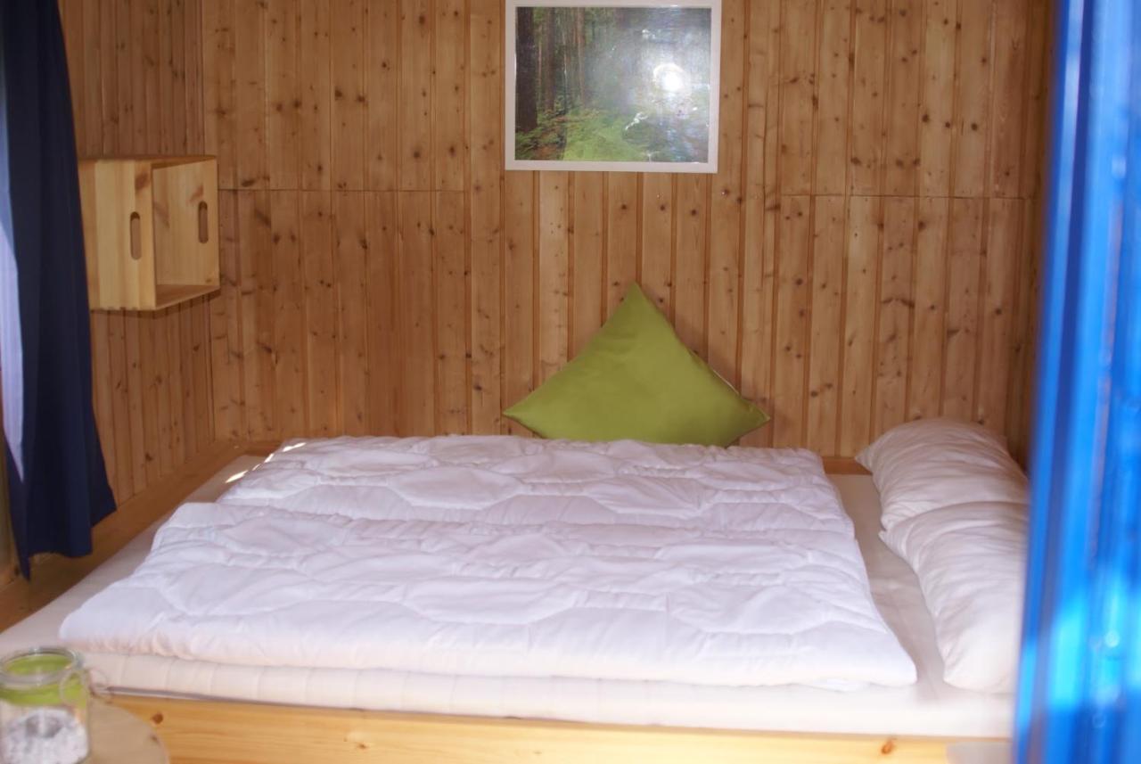 Hotel Wakenitz-Camp à Groß Sarau Extérieur photo